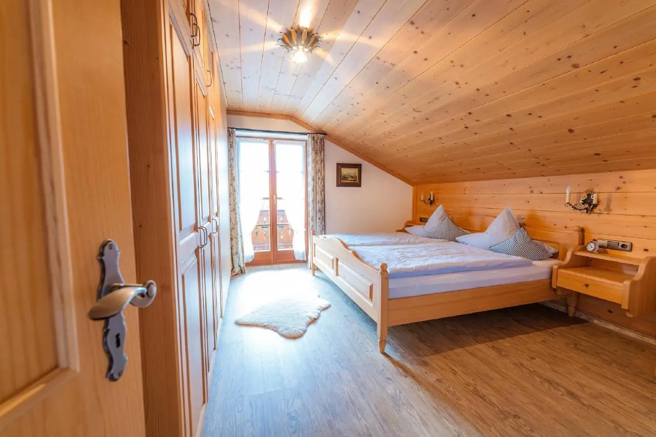 Apartment Ferienwohnung Berghof Wallgau