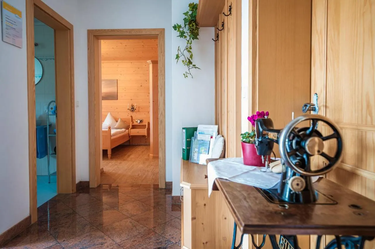 Ferienwohnung Berghof Wallgau 0*,